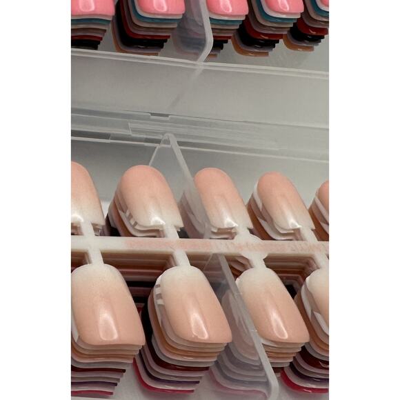 Jofay Fashion 576pcs Press-On Nails Set | Short Acrylic Reusable  Nails w/ Glue - Picture 3 of 11